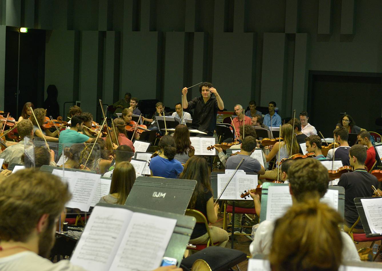 Alunos ESML integram a Orquestra de Jovens do Mediterrâneo